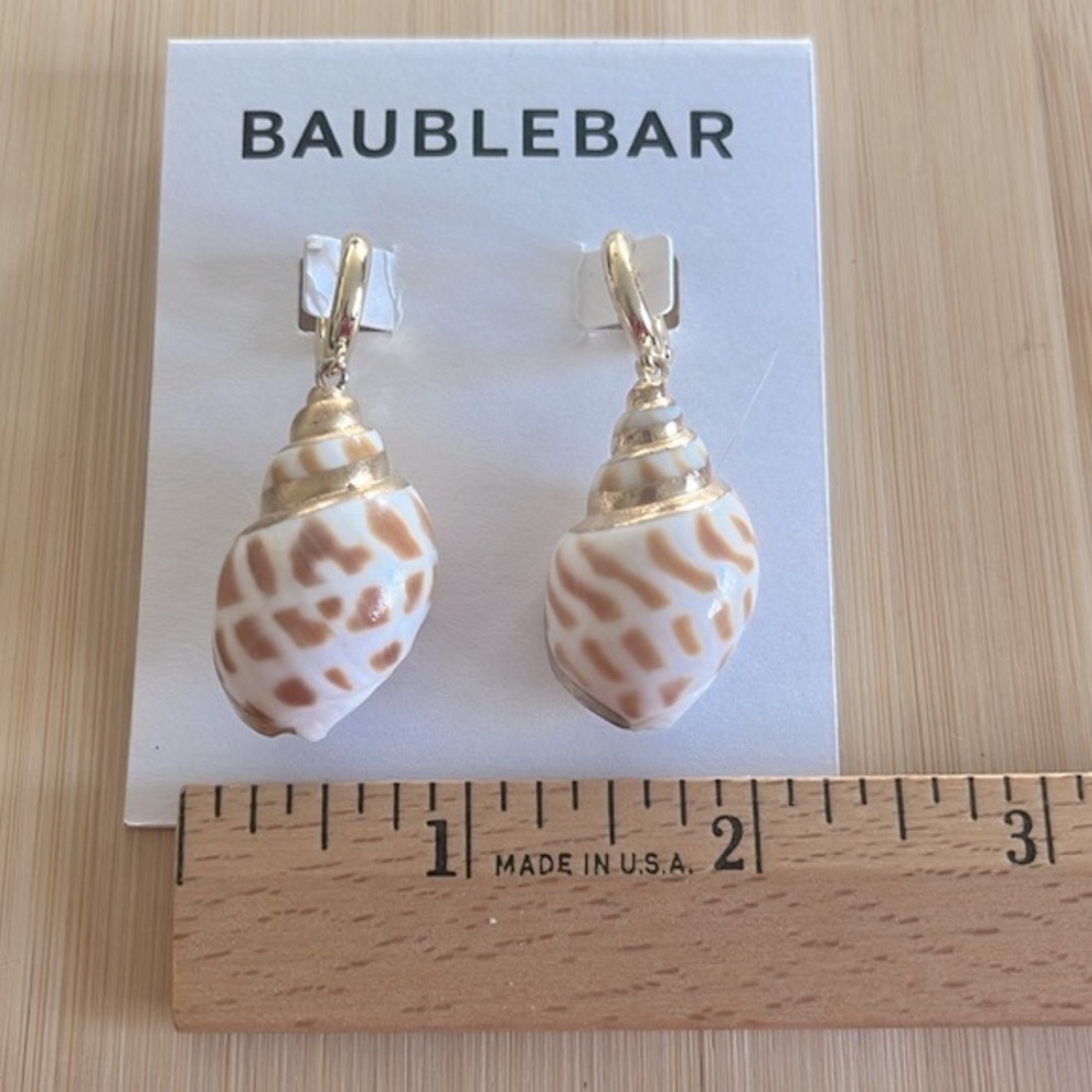 Brand New BaubleBar Gold Tone Conch Seashell Drop Earrings Beach Vacation Cruise - Picture 11 of 12